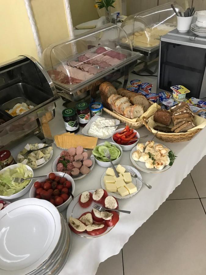 Zajazd Restauracja Paradise Czaplinek Eksteriør bilde